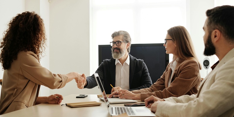 The Complete Guide to Becoming an HR Professional